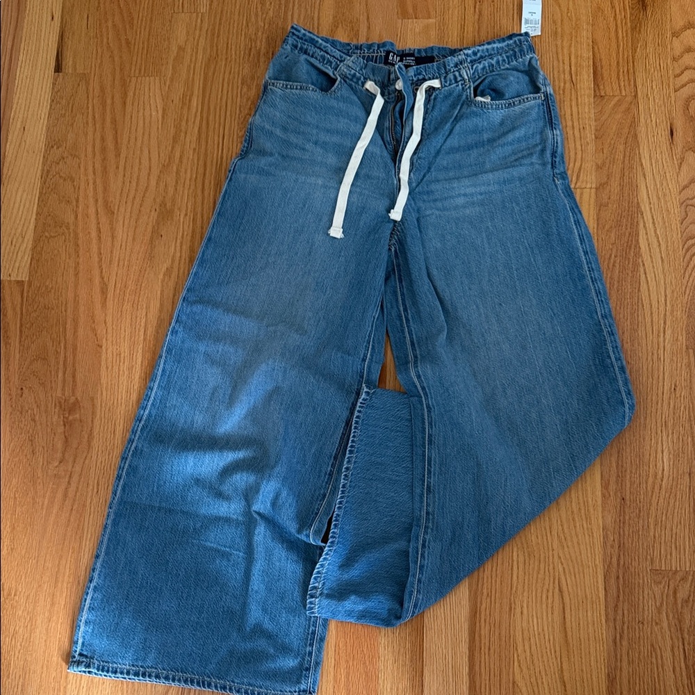 Gap Superlight Pull on Baggy Jeans Size Small Short